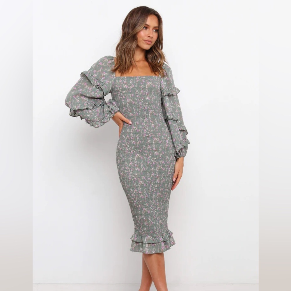 Petal + Pup Leia Dress (Sage, Size 4)